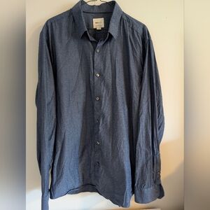RW&CO. Navy Micro-Pattern Long-Sleeve Button-Down Shirt